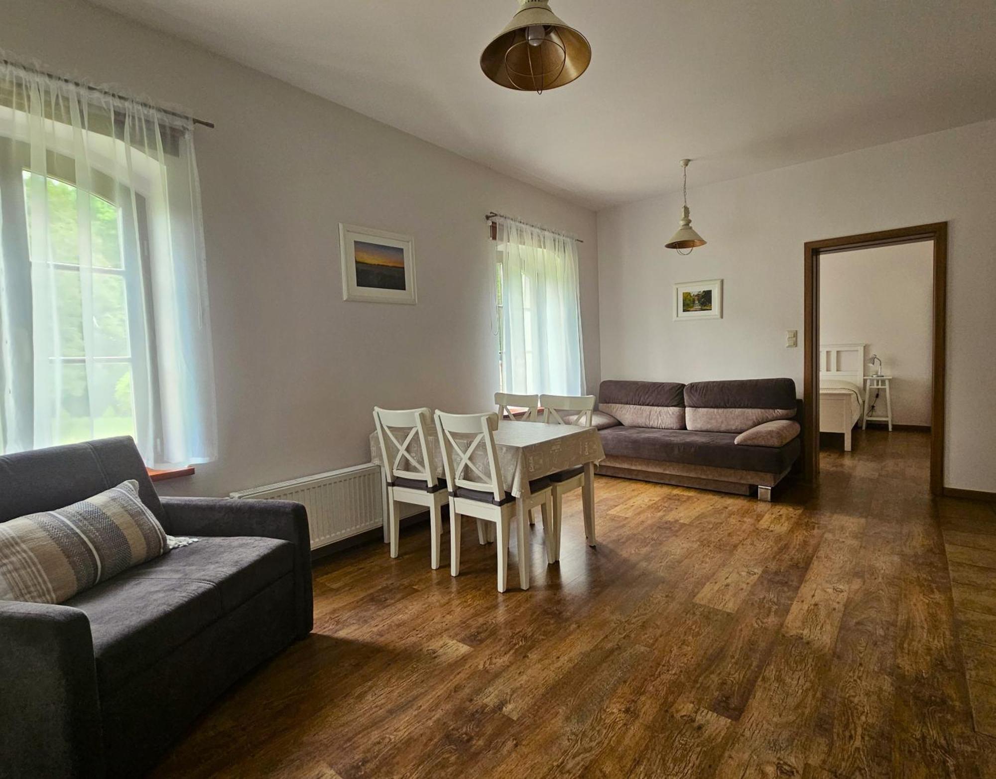 Gospodarstwo Nad Jeziorem Zalom  Exterior photo